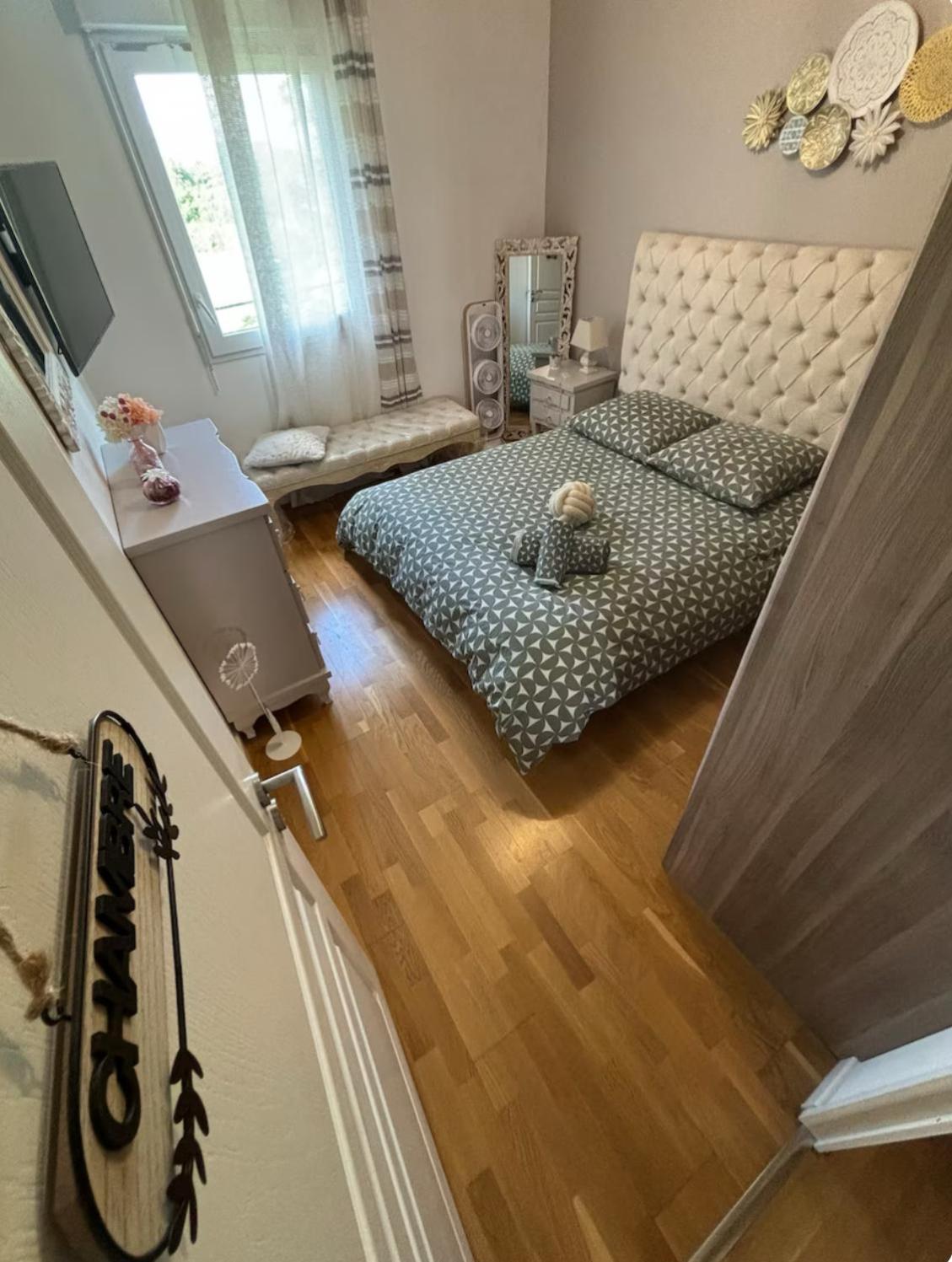 Logement A Cote De L'Aeroport Orly อติส-มงส์ ภายนอก รูปภาพ